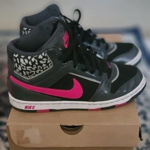 WOMEN'S NIKE HIGH TOPS: BLACK, DARK GREY, HOT PINK, CHEETAH - SIZE 7.5